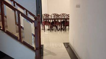 Gambar 2 Rumah 2 Lantai Semi Furnished SHM di Pondok Pinang, Jakarta Selatan