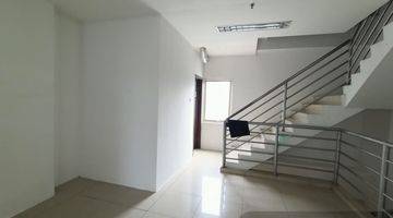 Gambar 4 Ruko 3 Lantai Di Gedung Apartemen Tifolia S7958