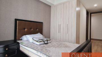 Gambar 5 Disewakan Murah Apartemen Mewah St. Moritz 3BR Furnished