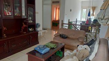 Gambar 1 Rumah Mansion Semi furnished Lux Babakan Jeruk, Surya Sumantri