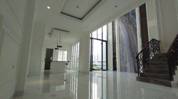 Gambar 4 Rumah Mewah Classic Harga Murah Tanah Luas Dalam Kompleks Private Pool