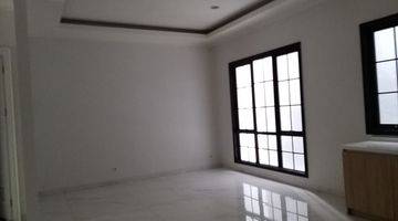 Gambar 2 Dijual Rumah Mewah 3 Lantai Di Cluster Eksklusif View Danau Alam Sutera Tangerang