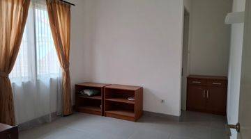 Gambar 5 Disewakan Rumah Bagus Semifurnished Di Sevilla Bsd Dekat Stasiun