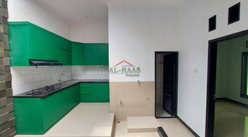 Gambar 5 Rumah Baru Semi Furnished SHM di Bandung