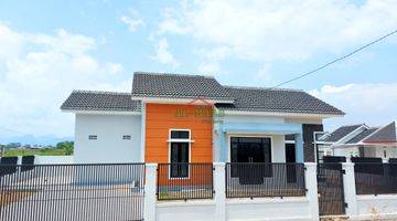 Gambar 5 Rumah Baru Semi Furnished SHM di Bandung