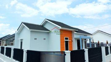 Gambar 1 Rumah Baru Butuh Uang Semi Furnished SHM di Bandung