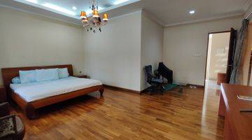 Gambar 4 Bonus Furniture Boleh Nego Rumah Bagus 2 Lantai Area Tenang Asri