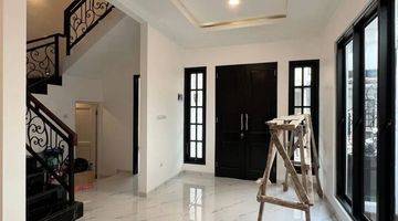 Gambar 2 Rumah dijual type Modern classic di Jagakarsa