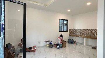 Gambar 4 Rumah dijual type Modern classic di Jagakarsa