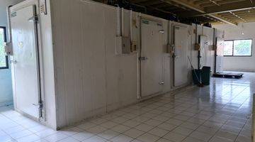 Gambar 4 Ruang Ex Kitchen Carls Junior Serpong Tangerang