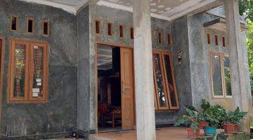 Gambar 2 Rumah dekat stasion Cilebut Bogor 