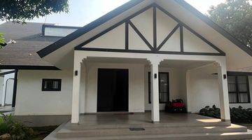 Gambar 5 Dijual Rumah Cantik Nuansa Villa di Menjangan Raya, Ciputat Luas Tanah 1880m², Semi Furnished, Harga Nego