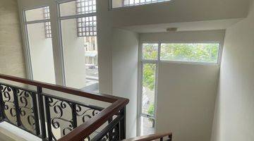 Gambar 2 Rumah 2 Lantai Bagus Unfurnished di Greenwich Park, Tangerang