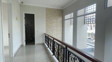 Gambar 3 Rumah 2 Lantai Bagus Unfurnished di Greenwich Park, Tangerang