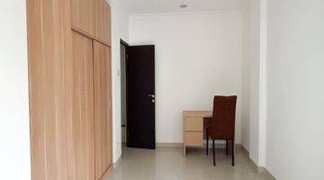 Gambar 2 Rumah Fully Furnished Di Kemang Selatan Ada Swimming Pool 