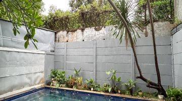 Gambar 2 Rumah Fully Furnished Di Kemang Selatan Ada Swimming Pool 