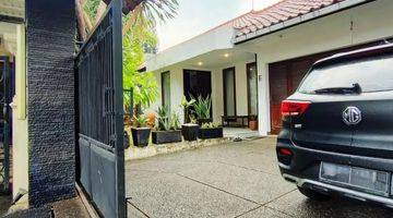 Gambar 2 Rumah Mewah Hook 2 Lantai Kemang Jakarta Selatan Private Pool 