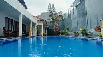 Gambar 5 Rumah Mewah Hook 2 Lantai Kemang Jakarta Selatan Private Pool 