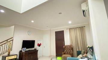 Gambar 1 Rumah 2 lantai semi furnish di Vivacia BSD 