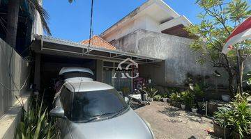 Gambar 4 Rumah 2 Lantai SHM di Dr Sutomo Tegalsari Surabaya