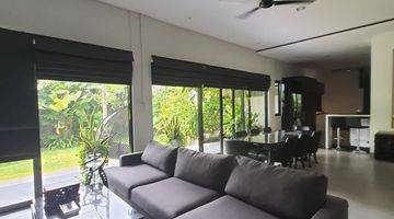 Gambar 2 Rumah 2 Lantai Semi Furnished Jalan Bangka Jaksel