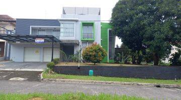 Gambar 2 Disewakan Rumah Minimalis Moder 2 Lantai 4 BR Fully Furnished And Good Condition Ready To Move