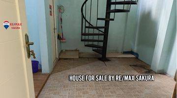 Gambar 2 Dijual Rumah Mewa 2 Lantai Kondisi Bagus Ready Huni By Remax Sakura