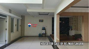 Gambar 5 Dijual Rumah Mewa 2 Lantai Kondisi Bagus Ready Huni By Remax Sakura