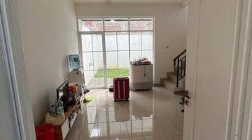 Gambar 4 Dijual
rumah 2 Lantai Di Magnolia Jatake, Tangerang