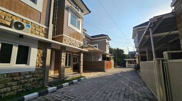 Gambar 3 Rumah 2 Lantai Furnished Sertifikat Hak Milik di Jl. Kaliurang Sleman