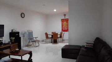 Gambar 1 Rumah Permata Buana 2 Lantai, Di Jakarta BaratFull Furnished, 