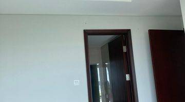 Gambar 3 Dijual Apartemen 2 Br Brandnew  Lift Tersendiri Rapih