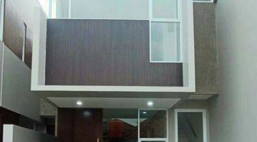 Gambar 2 Rumah Minimalis Modern 2 Lantai Murah SHM Siap Huni 