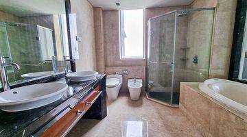 Gambar 5  Apartemen Mewah Senayan City Residences 3 BR Furnished Baru