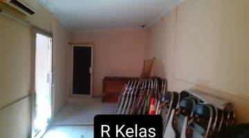 Gambar 3 Rumah 1,5 Lantai Ex Kantor Klender Jakarta Timur 