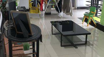 Gambar 4 Rumah Besar Murah Semi Furnished Di Perumahan Kemang Pratama 