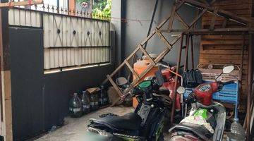 Gambar 2 Rumah Kost 2 Lantai 8 Pintu Di Komplek Duren Sawit Jakarta Timur 