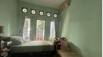 Gambar 4 Rumah 1,5 Lantai Semi Furnished Di Komplek Pondok Kelapa Jakarta 