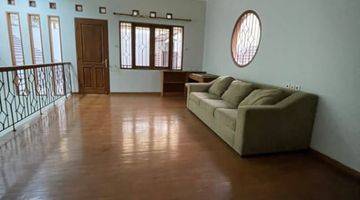 Gambar 3 Rumah Bagus Minimalis Modern 2 Lantai Full Furnished Siap Huni di Setraduta Bandung