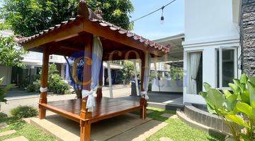 Gambar 3 Rumah di Kota Wisata Tipe Modern Semi Furnished Siap Huni