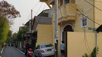 Gambar 2 Dijual rumah kost2an di Tebet 