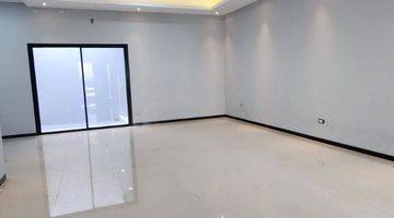 Gambar 4  Rumah Unfurnished Baru SHM di Jalan Sutorejo Prima, Sutorejo