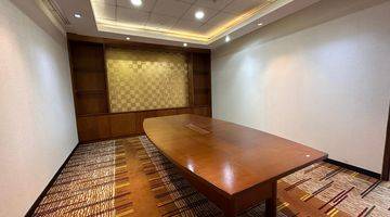 Gambar 4 Sewa Kantor 379 M2 Semi Furnish di The Plaza Office Tower Thamrin