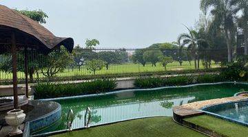 Gambar 4 Rumah Graha Family Golf View+Private Pool Dekat Super Mall