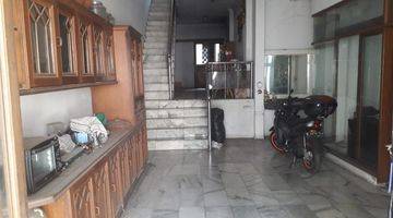 Gambar 4 Dijual Rumah Unfurnished SHM di Kemang, Jakarta Selatan