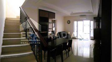 Gambar 2 Dijual Rumah 2 Lantai Unfurnished di Casa Goya, Jakarta Barat