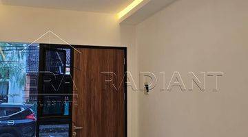 Gambar 3 Dijual Rumah 2 Lantai Baru Unfurnished di Graha Raya Bintaro Jaya