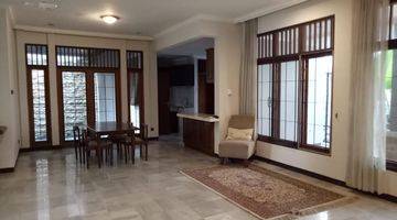 Gambar 3 Disewakan Rumah 2 Lantai Bagus Semi Furnished Villa Delima