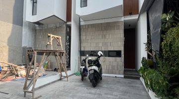 Gambar 1 Rumah murah modern minimalis 2 lantai strategis di pondok kelapa