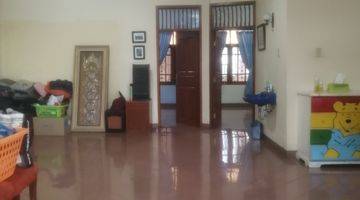 Gambar 2 Rumah Cantik Dan Mewah Semi Furnished Dlm Komplek Security 24 Jam